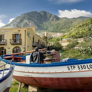 Cala Marina Hotell